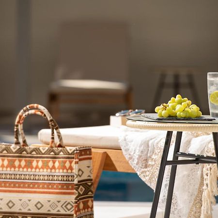 Imagine Luxury Suites Nikiti  Luaran gambar