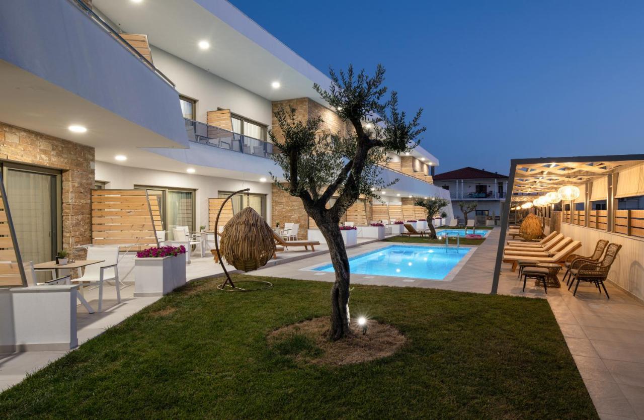 Imagine Luxury Suites Nikiti  Luaran gambar