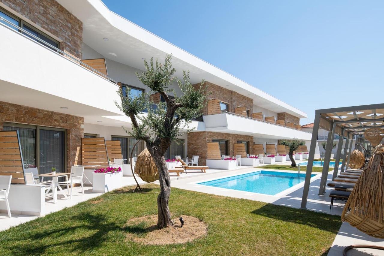 Imagine Luxury Suites Nikiti  Luaran gambar