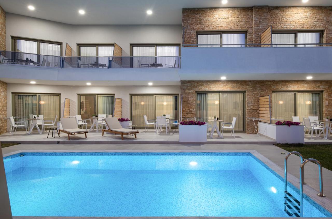 Imagine Luxury Suites Nikiti  Luaran gambar