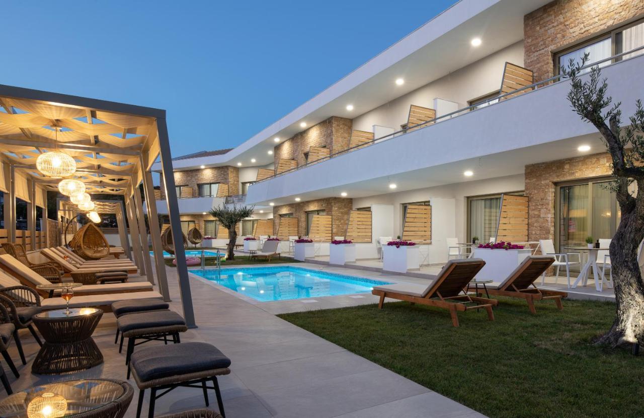 Imagine Luxury Suites Nikiti  Luaran gambar