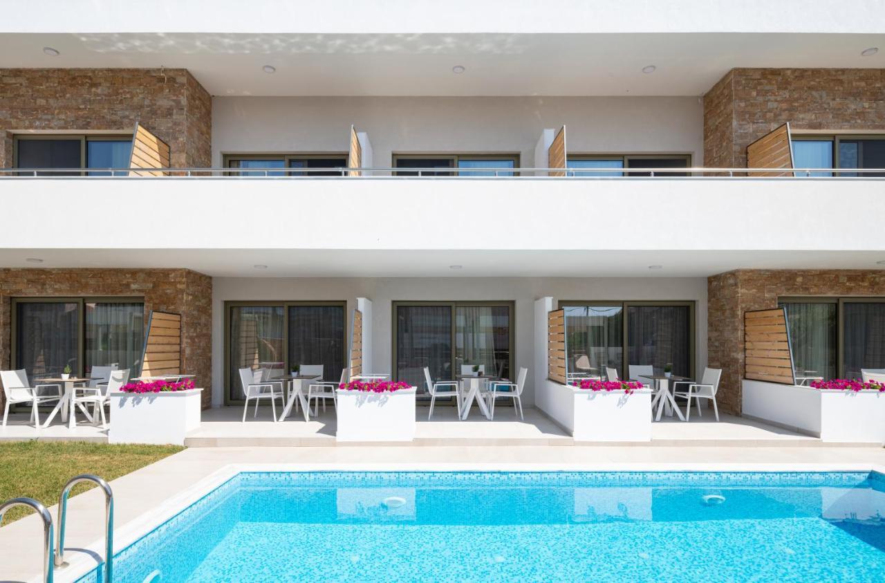 Imagine Luxury Suites Nikiti  Luaran gambar