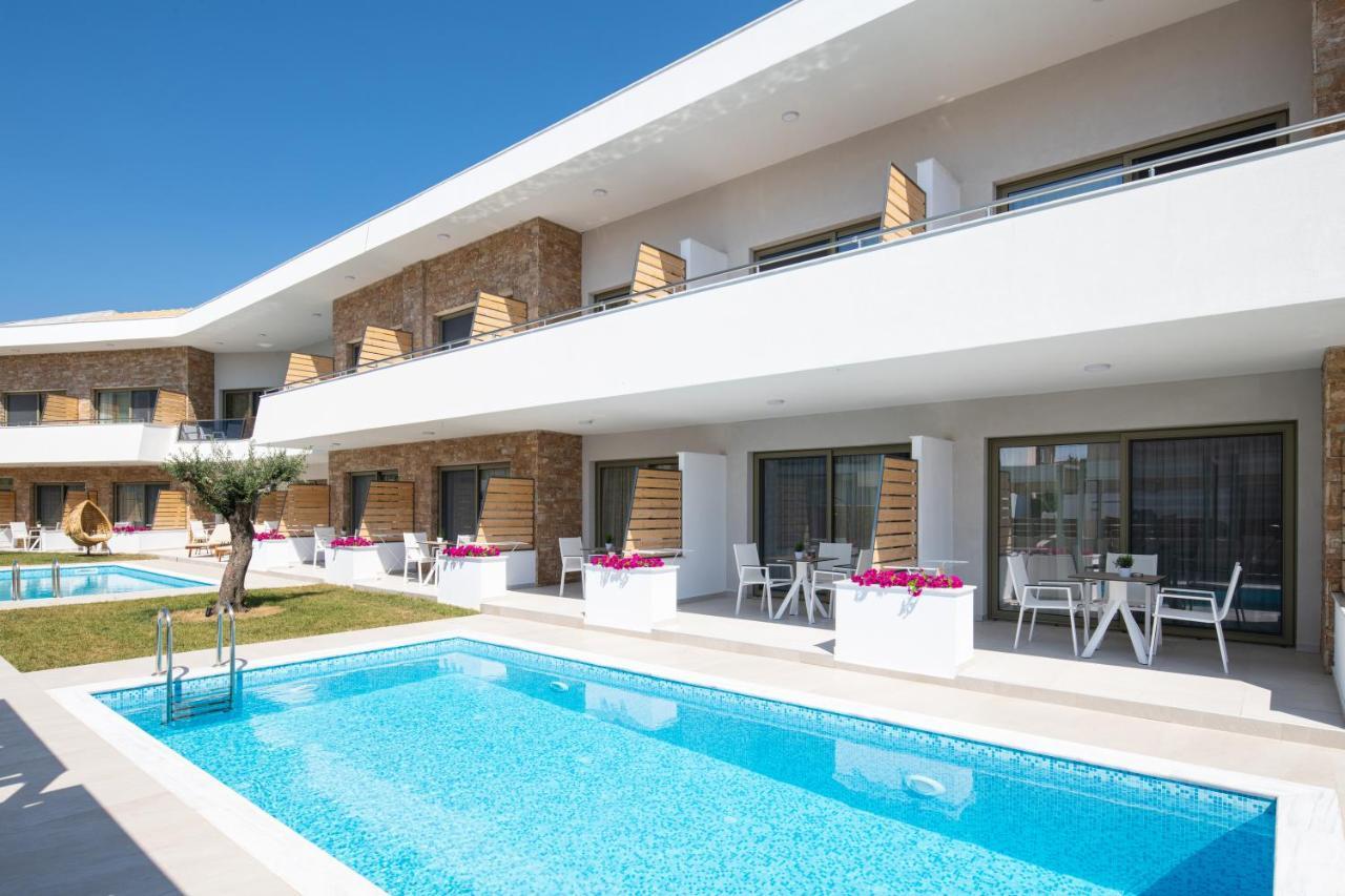 Imagine Luxury Suites Nikiti  Luaran gambar