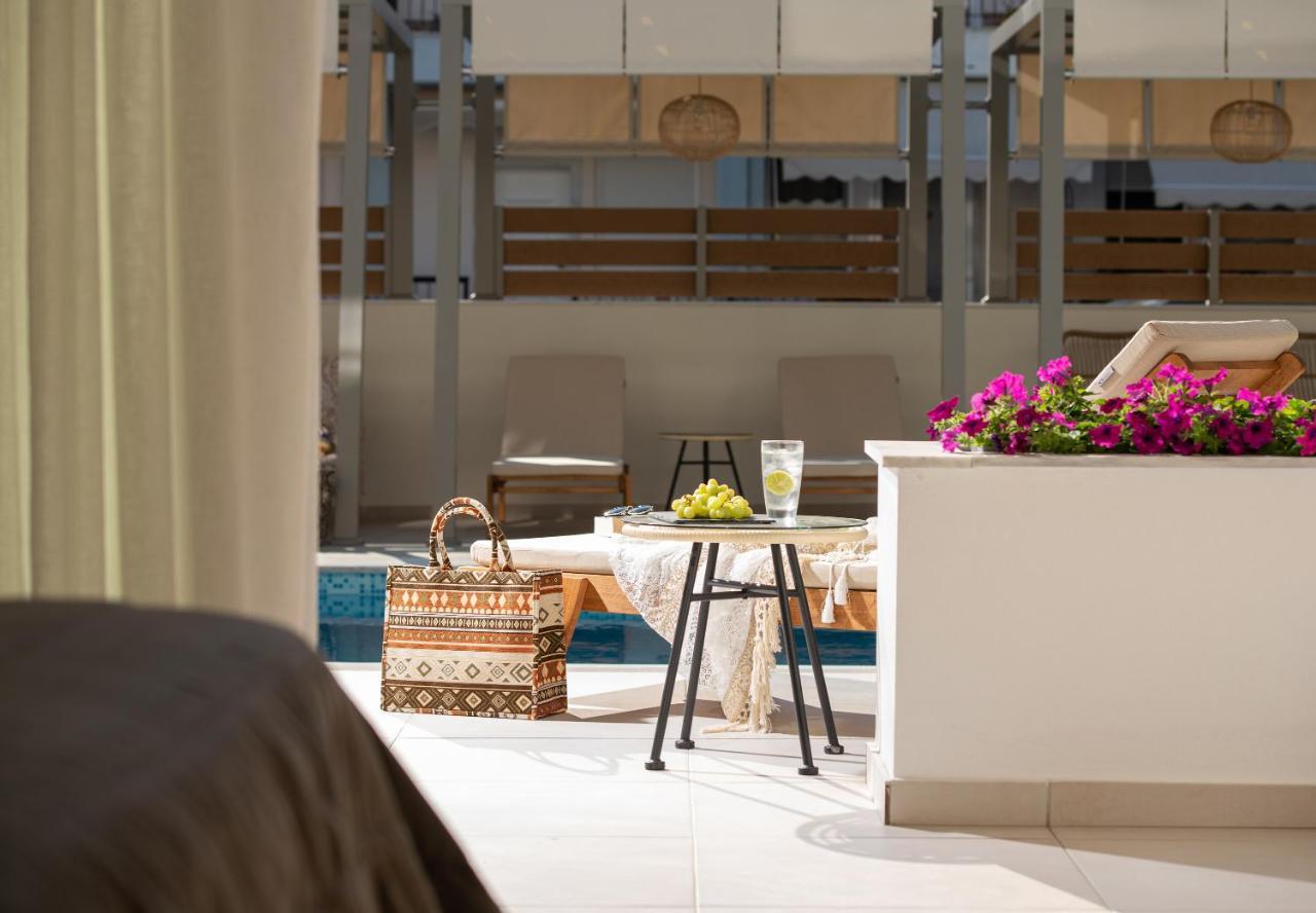 Imagine Luxury Suites Nikiti  Luaran gambar