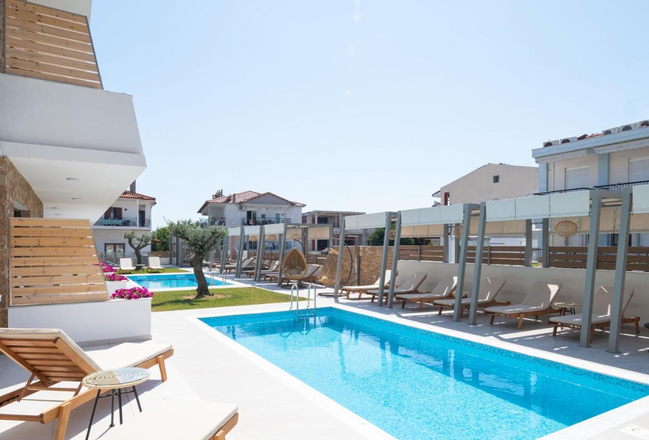 Imagine Luxury Suites Nikiti  Luaran gambar