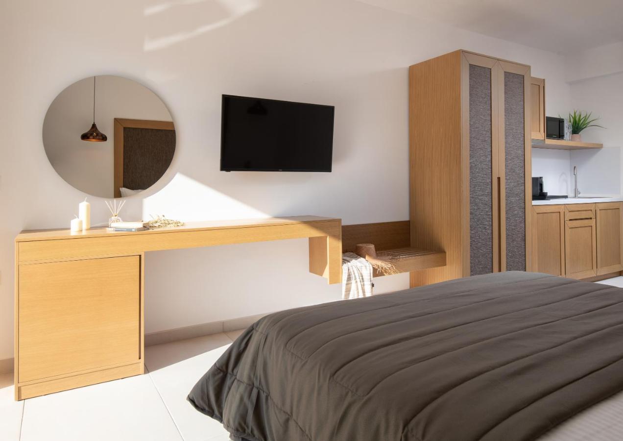 Imagine Luxury Suites Nikiti  Luaran gambar