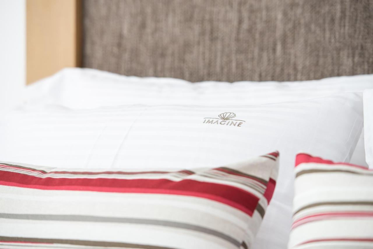 Imagine Luxury Suites Nikiti  Luaran gambar