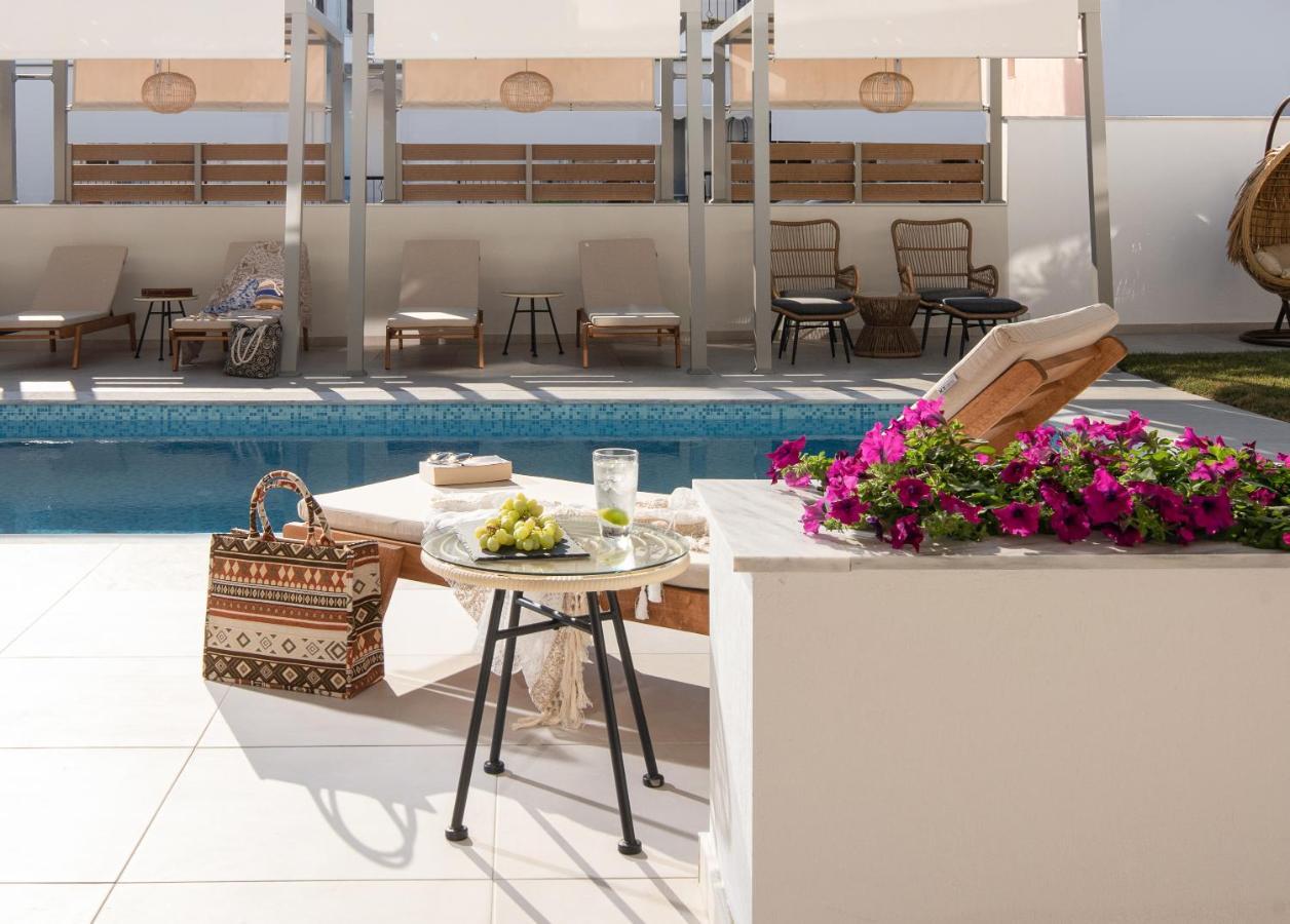 Imagine Luxury Suites Nikiti  Luaran gambar