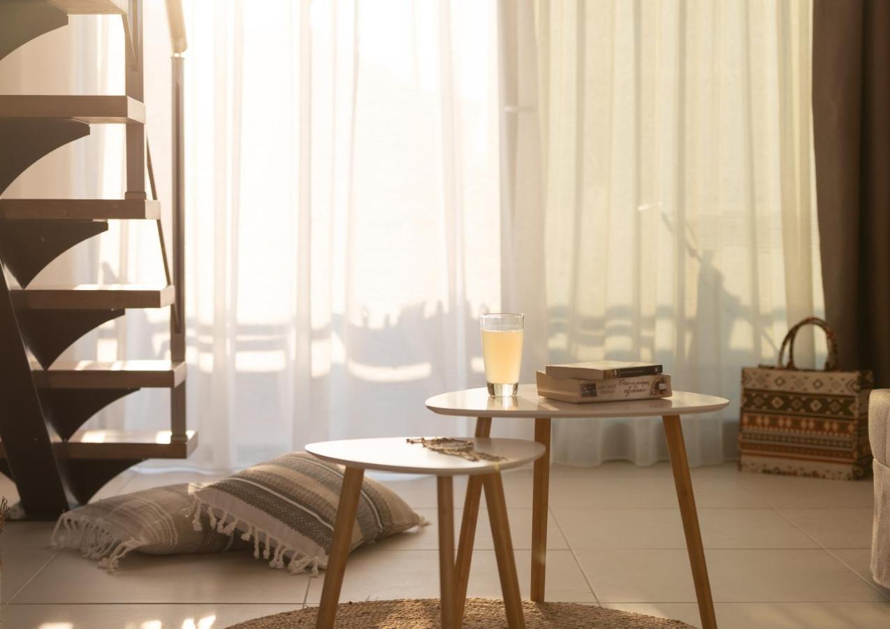 Imagine Luxury Suites Nikiti  Luaran gambar