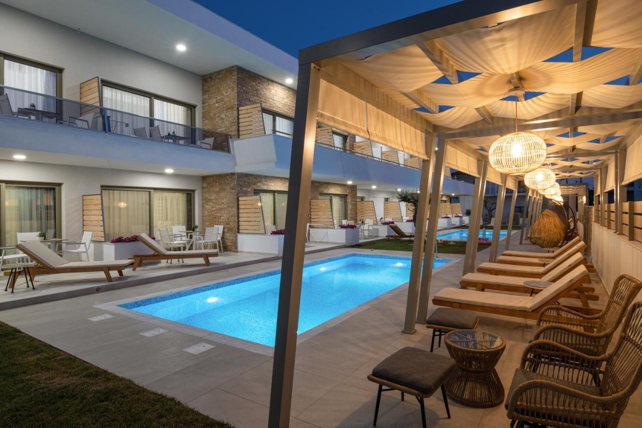 Imagine Luxury Suites Nikiti  Luaran gambar