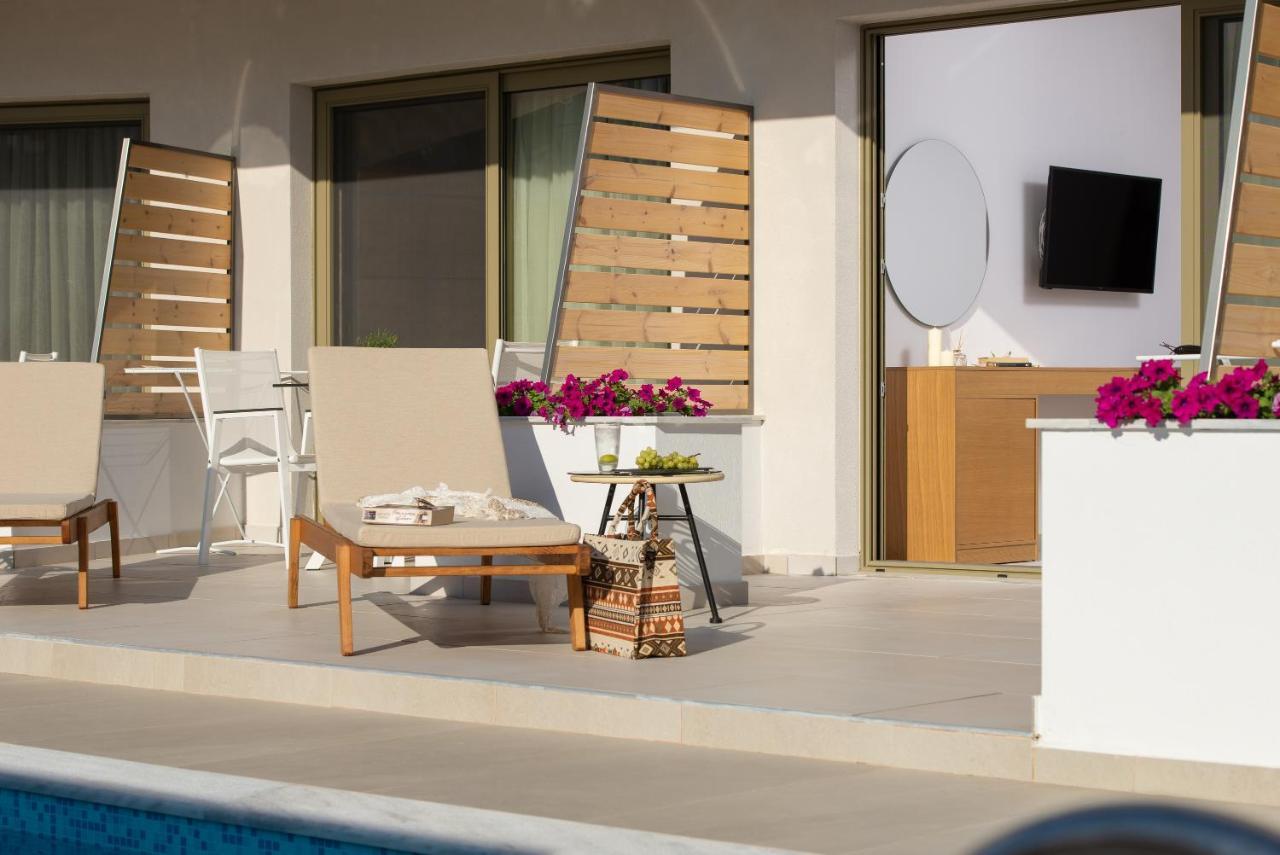 Imagine Luxury Suites Nikiti  Luaran gambar