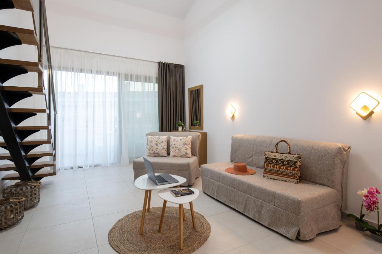 Imagine Luxury Suites Nikiti  Luaran gambar